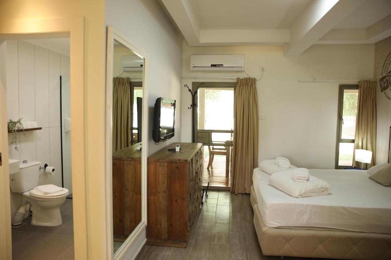 Bait Alfa Kibbutz Country Lodging Bet Alfa Esterno foto