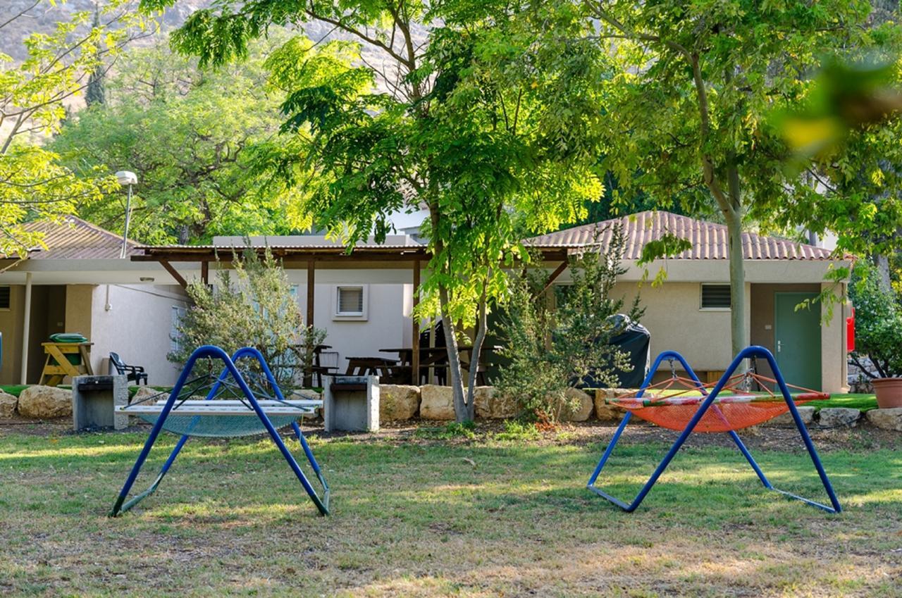Bait Alfa Kibbutz Country Lodging Bet Alfa Esterno foto