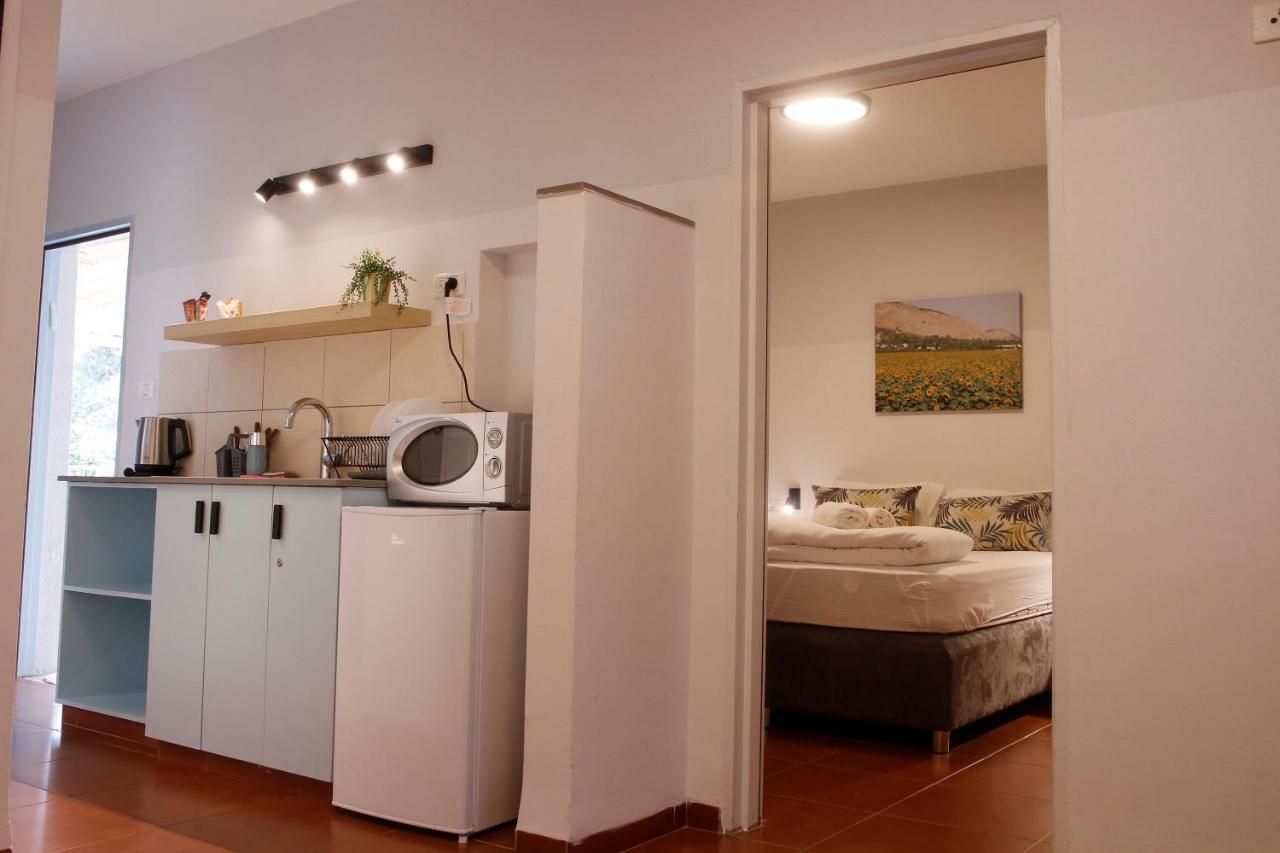 Bait Alfa Kibbutz Country Lodging Bet Alfa Esterno foto